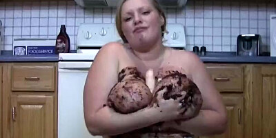 Massive boobs blonde gets her huge tits wet & messy