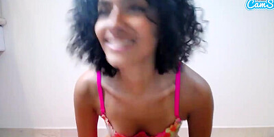 Camsoda - Cute Ebony Teen Gets Naughty On Cam