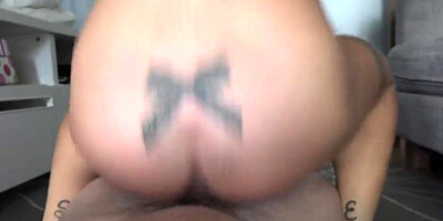 Eveline Dellai & Silvia Dellai are enjoying in this hot video