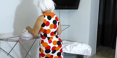 An old housewife is always willing to stretch her ass on a bigger dick