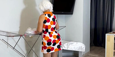 An old housewife is always willing to stretch her ass on a bigger dick