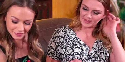 MILF was more than willing to give a couple of lesbian sex tips to her stepdaughter