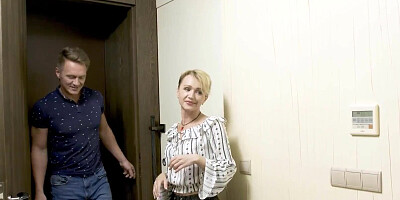 mature4k horny mature in nice outfit fools around with handsome tenant