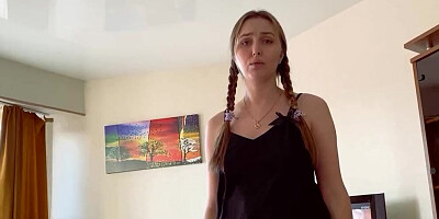 Stepdaughter's pussy suddenly started to itch, it's good that her stepdad was at home