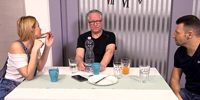 DADDY4K. Lulu Love has secret affair with boyfriend's dad in the kitchen