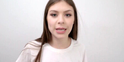 Winter Jade says, I'm going to rub my pussy all over it and the pillow - S14:E4