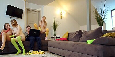 DYKE4K. Three hot bitches decided to ignore busy man and have fun together