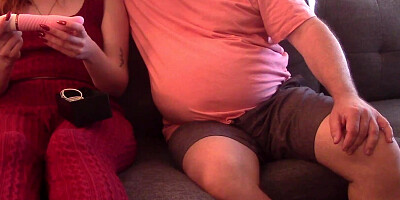 4K/ Hannah Grace Shows Her Stepdaddy Gerald A New Tongue Vibrator And Then He Eats Her Pretty Pussy!