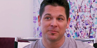 Two horny swinger ladies are sucking the same cock in a wild orgy tonight