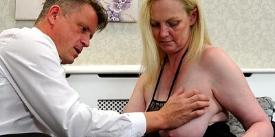 AgedLovE Suzie is Fucked by Handy Businessman Marc