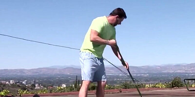 Horny masseur fucks that MILF after rubbing oil on her body