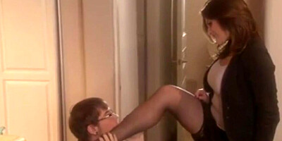 Remarkable cougar Austin Kincaid is being fucked in the kitchen