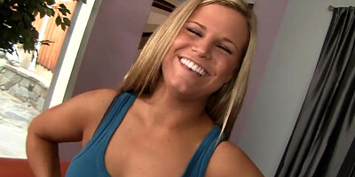 Jessica Marie gets her juicy cunt nailes with a cock