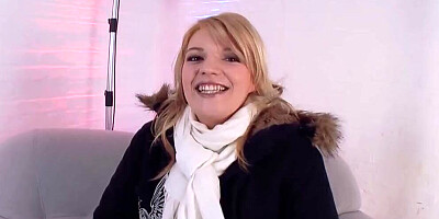 Chubby German babe plays with hard pecker in this hot video