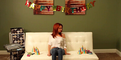 Ashley Graham Sucks On Scarlett Fay's Plump Clit