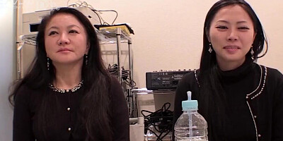 Yui Yabuki and Chiharu Yabuki: mother and daughter 1