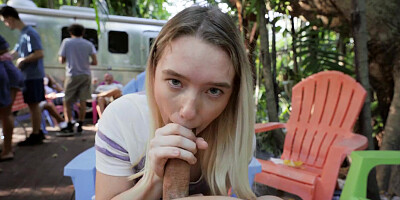 Outdoor BBQ sex for curious Juliette Mint