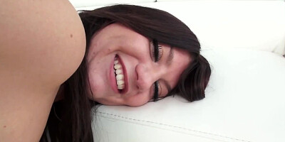 Brunette cutie banged in fanny by hung guy right after meeting