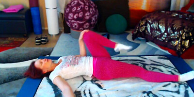 Amateur MILF is practicing some yoga in front of the camera