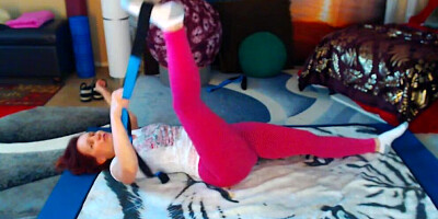 Amateur MILF is practicing some yoga in front of the camera