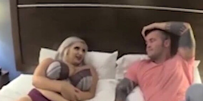 MILF stepmom gives blowjob to big dick