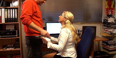 Busty German mature woman rides dick and gets jizz splash