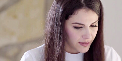 Gorgeous Italian doll Valentina Nappi visits a wounded guy and helps him recover