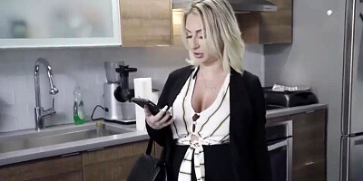 Quinn Waters - Stepmom's Motivation