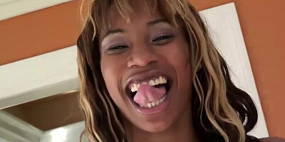 Black Cougar Opens Her Pussy For Some Craker Dick