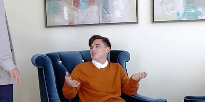 Curvy Blonde MILF Dee Williams Fucked by a Skinny Stepson