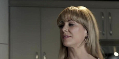 Ice Tea makes Stepma Cherie Deville Xtremely Horny!