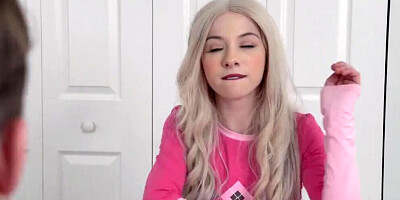 Swap Family Fucking for Cheeky Blonde Kenzie Reeves