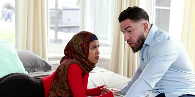 Stepsister Learns To Suck My Cock In Her Hijab