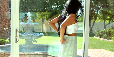 Ember Snow and Aila Donovan are licking cunts in interracial video