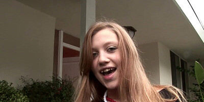 Teen Harlot Cock Sucking and Banging Skills