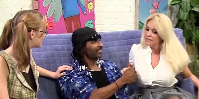 Charlee Chase tries BBC with her Daughter Samantha Faye