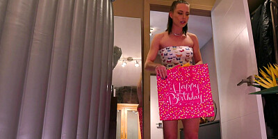 NURU MASSAGE - Hot 18yo Aidra Fox Gives Her Stepfather Charles Dera Her Pussy As Last Minute Gift