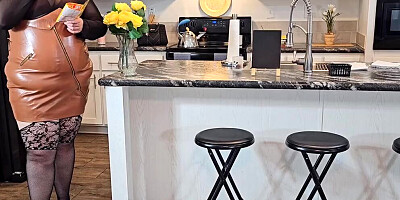 Pizza delivery guy arrived late, so I got very upset and jerked off his cock on the pizza and ate it