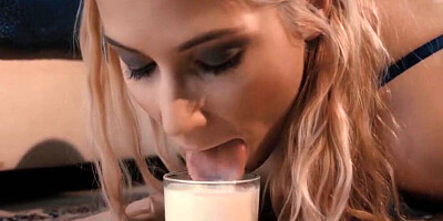 Stepsister femdom of latex loving foot fetishist blondes