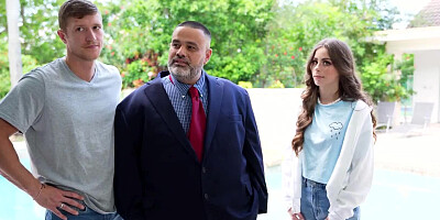 The Fembot Smart Mom - Armani Black