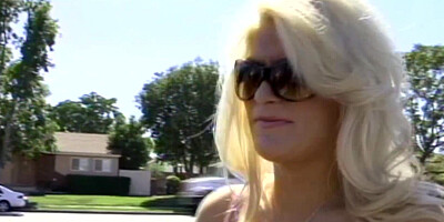 Cougar Kira Silver Gives Up The Pussy To A Lucky Young Man