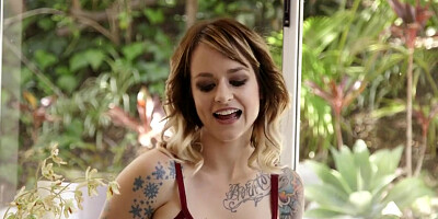 Throated Alt Babe Sammie six Facefucked and Facialed