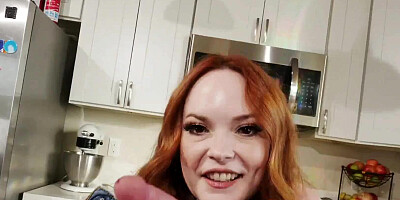 Stepmom Summer Hart