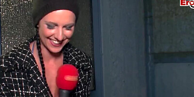 Two horny babes and one lucky man are having FFM 3some