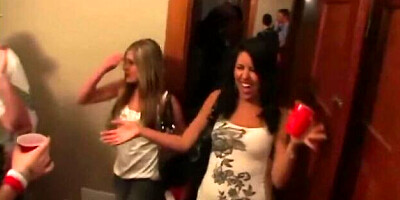 Superb femme - petite scene - LMAO GFs