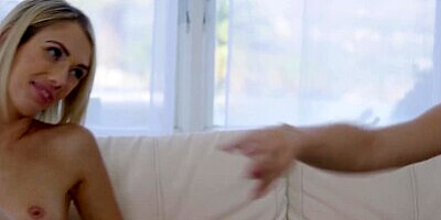 Sweet Heart Video - Sorority President Sky Pierce Has The New Recruit Jazmin Luv Do Some Dirty Work