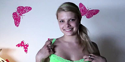 Vagina movie with playful tootsie from Little Taylor