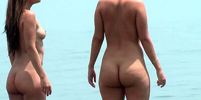 Horny voyeur is filming that amazing babe on a nudist beach