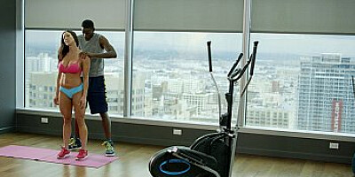 BLACKED Fitness Babe Kendra Lust Loves Huge Black Cock