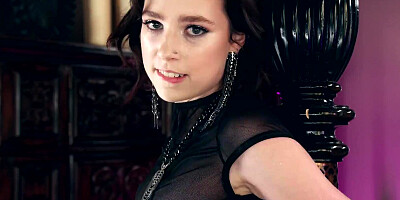 5KPORN Nothing Will Stop Grae Stoke From Getting A Big Dick